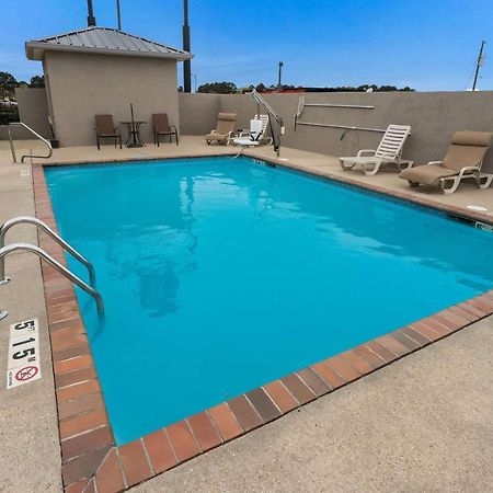 Quality Inn & Suites Pearl-Jackson Buitenkant foto