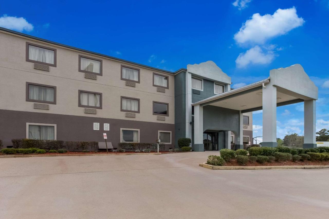 Quality Inn & Suites Pearl-Jackson Buitenkant foto