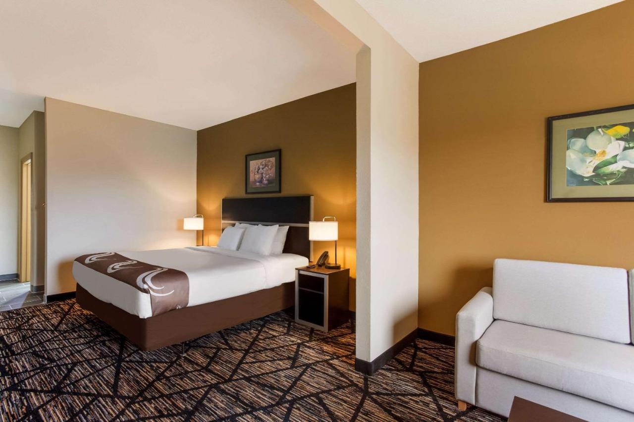 Quality Inn & Suites Pearl-Jackson Buitenkant foto