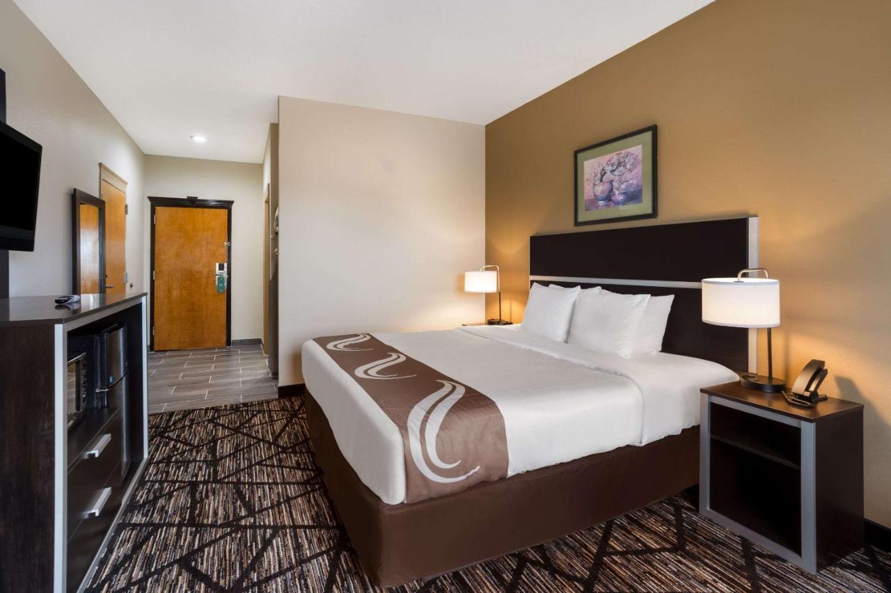 Quality Inn & Suites Pearl-Jackson Buitenkant foto